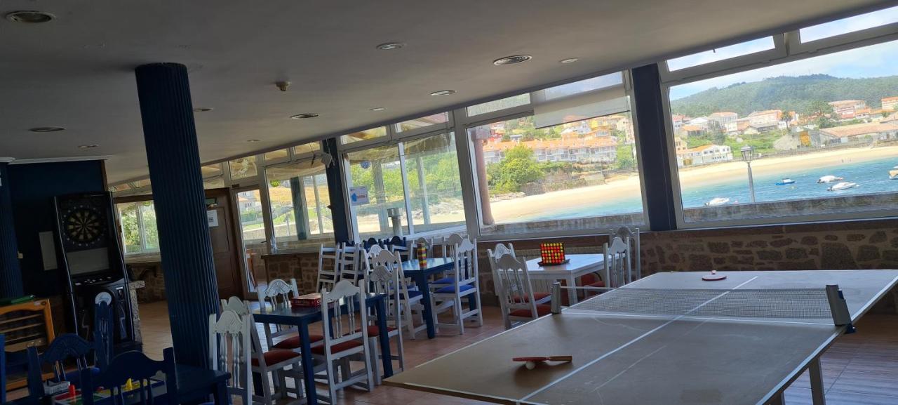Albergue En Corcubion Playa De Quenxe 호스텔 외부 사진